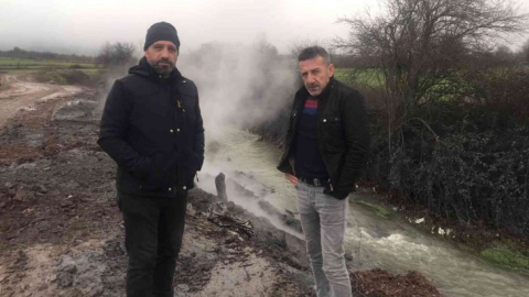 Kocaeli'de çevre katliamı: Çuval çuval atığı dereye attılar