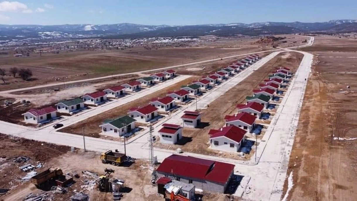 Dazkırılı 34 depremzedenin konut yerleri belli oldu   