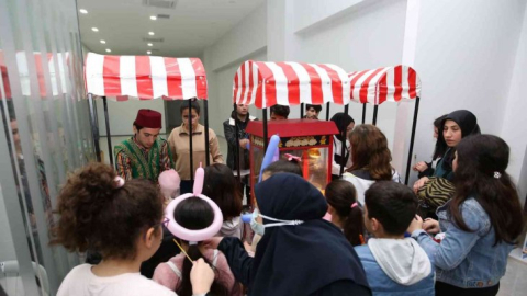 Derince'de çocuklara özel eğlenceli iftar programı