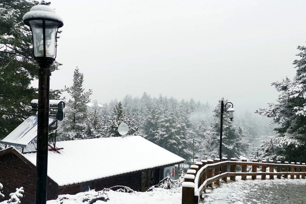    Gümüşhane dağları Mayıs ayında beyaza büründü   