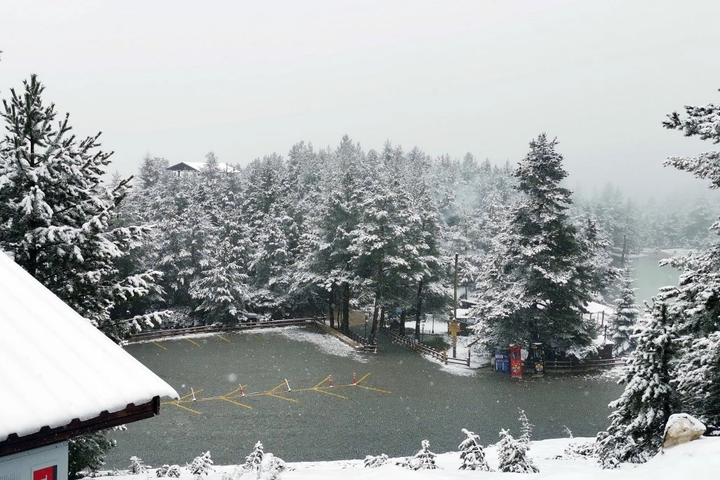    Gümüşhane dağları Mayıs ayında beyaza büründü   