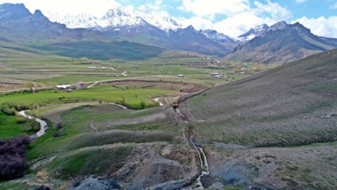   2 bin rakımda çiftçilere can suyu olacak sulama kanalı   