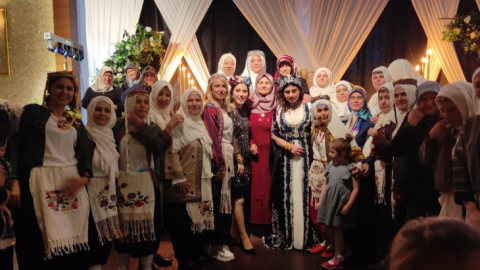 KADIN KOLLARINDAN YÖRESEL KINA GECESİ