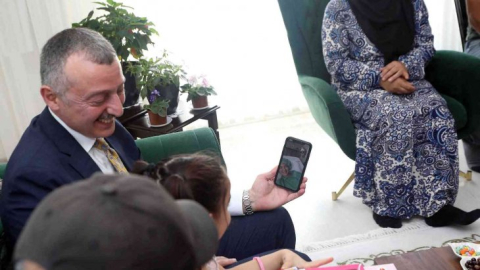 Başkan Büyükakın'dan kazada yaralanan Nur'a moral telefonu