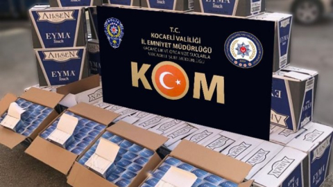 Kocaeli'de 1 milyon 250 bin adet gümrük kaçağı makaron ele geçirildi