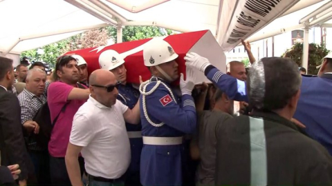 Cüneyt Arkın’ın cenazesi Teşvikiye Camii’ne getirildi