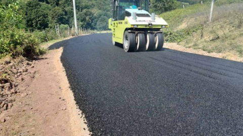 Kandıra'da 9 güzergahta üstyapı çalışması başladı