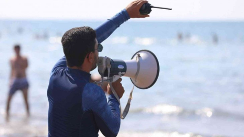54 günde bin 446 kişi boğulmaktan son anda kurtarıldı