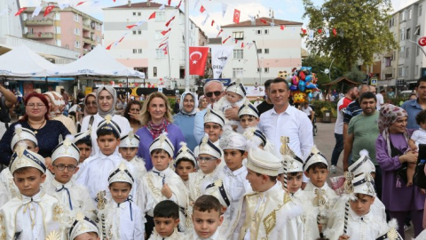 Derince'de coşkulu sünnet şöleni