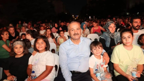 Gebze'de çocuklara sinema keyfi