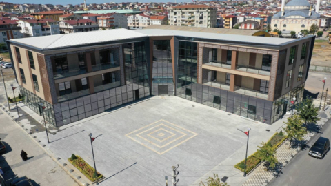 Hizmette sınır tanımayan merkez Darıca'da