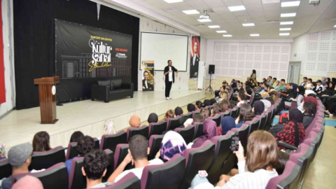 Kartepeli gençler sınav taktiklerini öğrendi