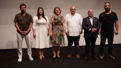 'Leyla Hanım' Altın Portakal'da izleyiciyle buluştu