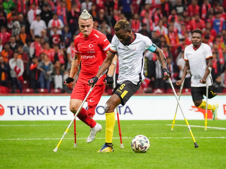 Ay-yıldızlılar ilk kez dünya şampiyonu oldu