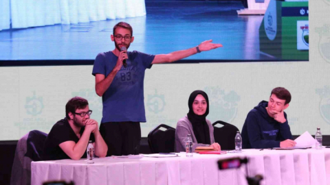 Gençler sıfır atık konusunu tartıştı