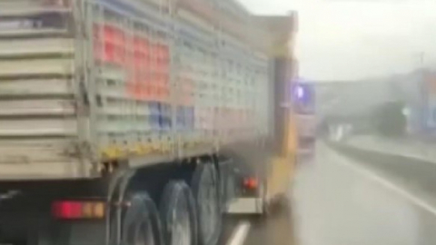 Herkes ehliyet almamalı dedirten akıllara durgunluk veren trafik terörü