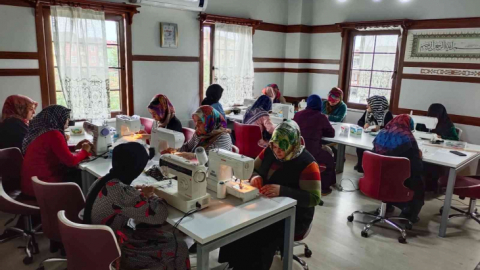 Başiskele'de kadınlar emeğini kazanca dönüştürüyor