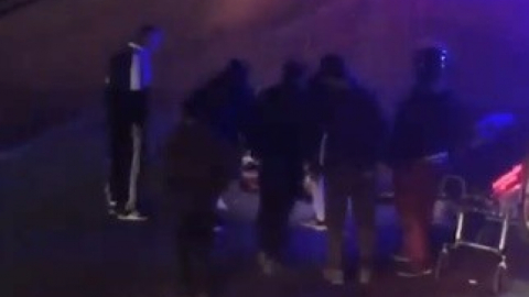 Kaza yapan motosikletli kurye ağır yaralandı