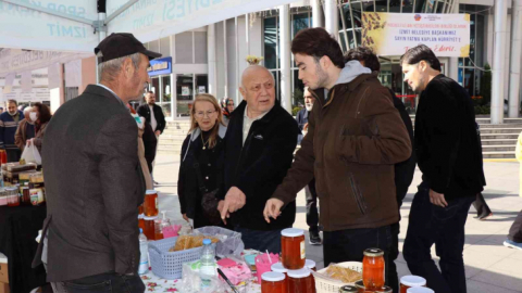 Geleneksel hale gelen İzmit Bal Günleri başladı