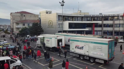 Büyükşehir’in mobil afet tırları Düzce’de