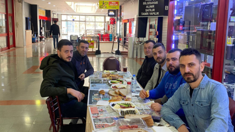 Belsa Plaza'nın usta esnafları kahvaltıda biraraya geldi
