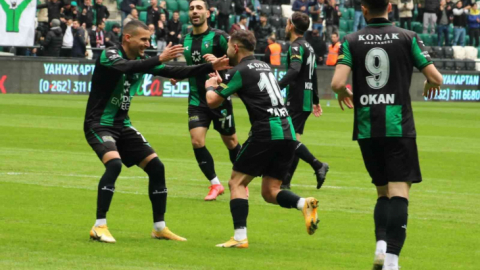Maç sonucu : Kocaelispor: 4 - Etimesgut Belediyespor: 0