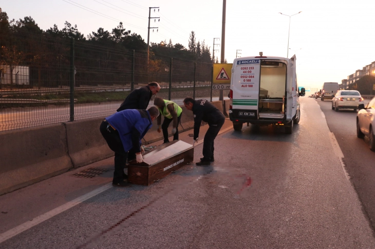 Kocaeli'de sabah saatlerinde gelen feci ölüm !