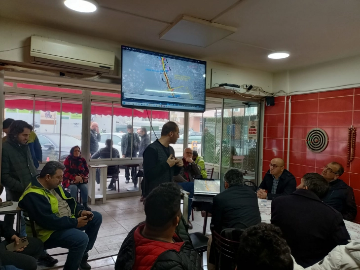 Adnan Menderes Bulvarı'nda esnaf bilgilendirildi