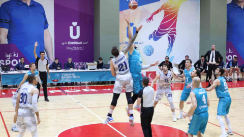 Çayırova Belediyesi ilk yarıyı lider bitirdi