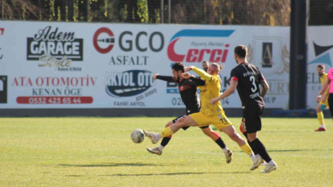 TFF 3. Lig: Belediye Derincespor: 1 - Karşıyaka: 1