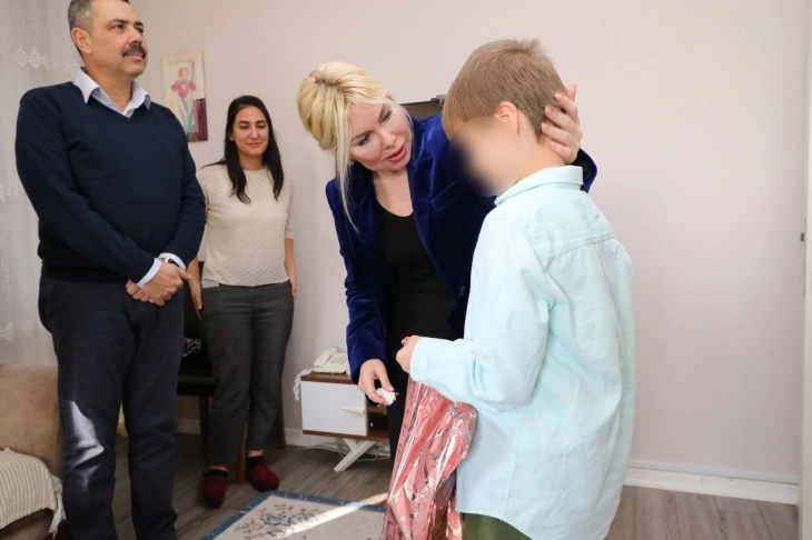 Çöp evde bulunan çocuktan güzel haber geldi