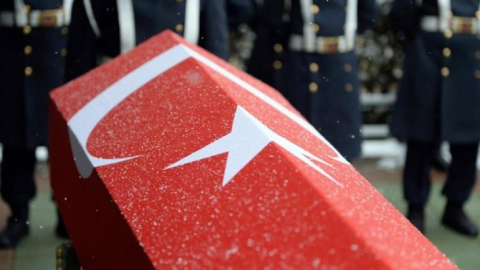 Sondakika ! Ağrı’da askeri araç şarampole devrildi: 2 şehit