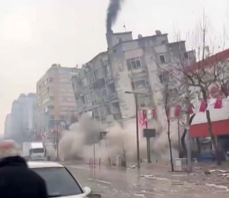Yüzyılın En Büyük Depremi