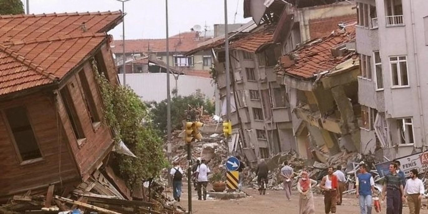Ülkemizi sarsan deprem felaketi