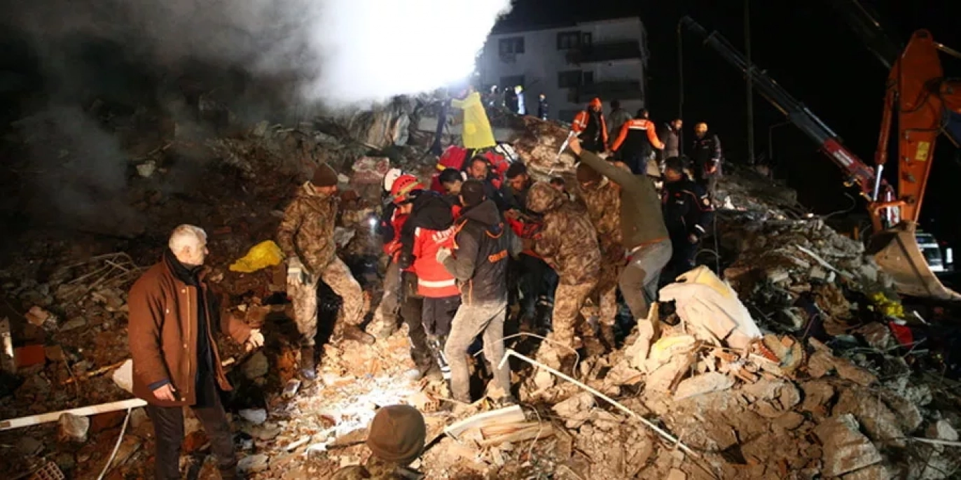 Ülkemizi sarsan deprem felaketi
