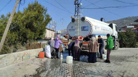 Kocaeli Büyükşehir Belediyesi'nden depremzedelere abonelik kolaylığı
