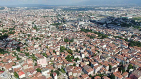 Tahir Büyükakın deprem bölgesi Hatay'da açıklamalarda bulundu