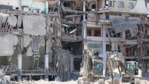 Diyarbakır’da enkaz arama çalışmaları sonlandı