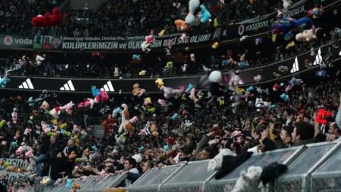 Beşiktaş’ın 'Bu oyuncak sana arkadaşım' kampanyası dünya basınında