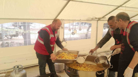 İzmit Belediyesi ikinci aşevini Kahramanmaraş Pazarcık'ta kurdu