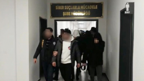 Sahte hesaplarla yedek otomobil parçaları satıp, 7 kişiyi dolandırdılar