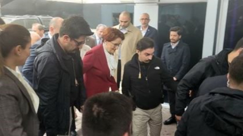 Meral Akşener, partisinin belediye başkanlarıyla bir araya geldi