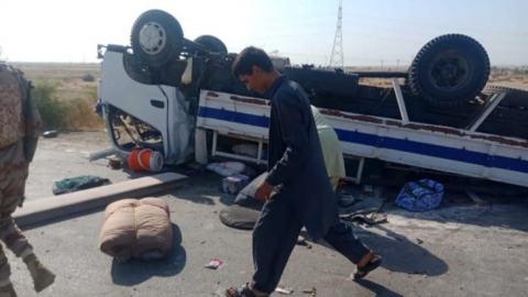 Pakistan’da polis aracına bombalı saldırı: 9 ölü, 9 yaralı