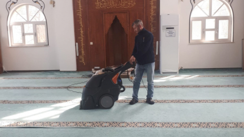 Camilerde Ramazan hazırlığı