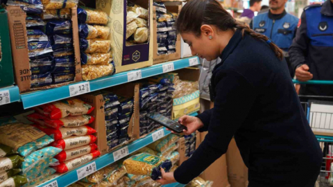 Zabıtadan market denetimi