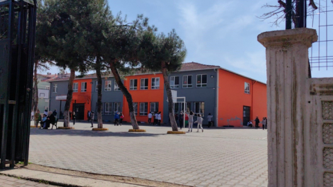 Öğrenciler patlamış mısırdan zehirlendiler