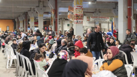 Birlik ve beraberlik içinde oruçlar açıldı