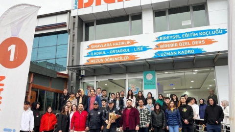 Kavga ihbarına gelen polis ekiplerine büyük sürpriz: Böyle karşılandılar