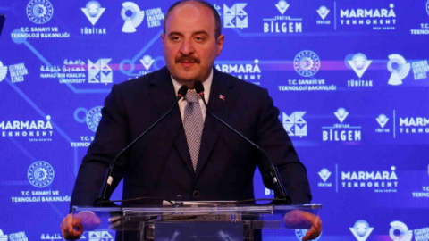 Bakan Varank: 'Türkiye'de 12 ay içerisinde 65 nanometre çipleri üretmeye başlayacağız'