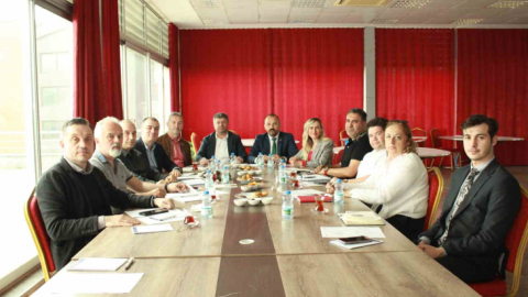 Körfez Ticaret Odası'nda deprem paneli